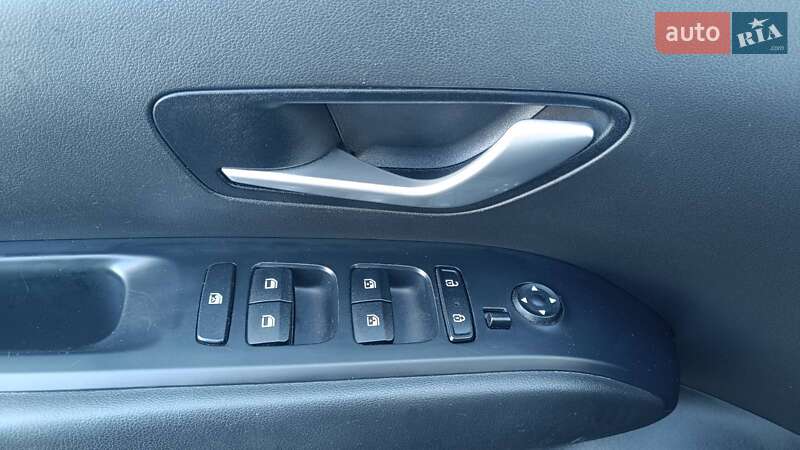 Внедорожник / Кроссовер Hyundai Tucson 2021 в Киеве фото 14 Внедорожник / Кроссовер Hyundai Tucson 2021 в Киеве