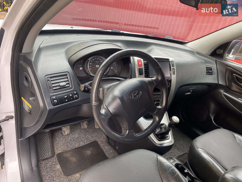 Позашляховик / Кросовер Hyundai Tucson 2009 в Ковелі