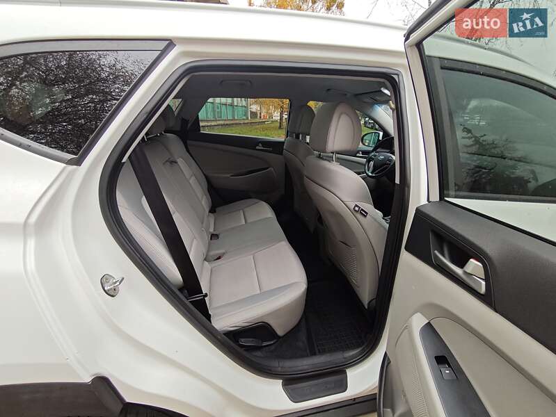 Внедорожник / Кроссовер Hyundai Tucson 2018 в Киеве фото 18 Внедорожник / Кроссовер Hyundai Tucson 2018 в Киеве