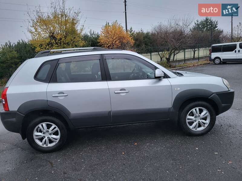 Внедорожник / Кроссовер Hyundai Tucson 2010 в Хмельницком