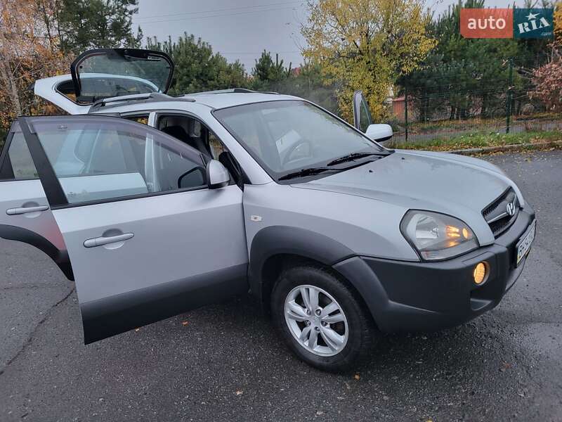 Внедорожник / Кроссовер Hyundai Tucson 2010 в Хмельницком