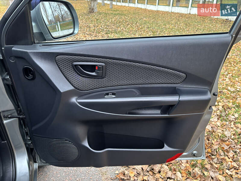 Внедорожник / Кроссовер Hyundai Tucson 2012 в Барышевке фото 19 Внедорожник / Кроссовер Hyundai Tucson 2012 в Барышевке