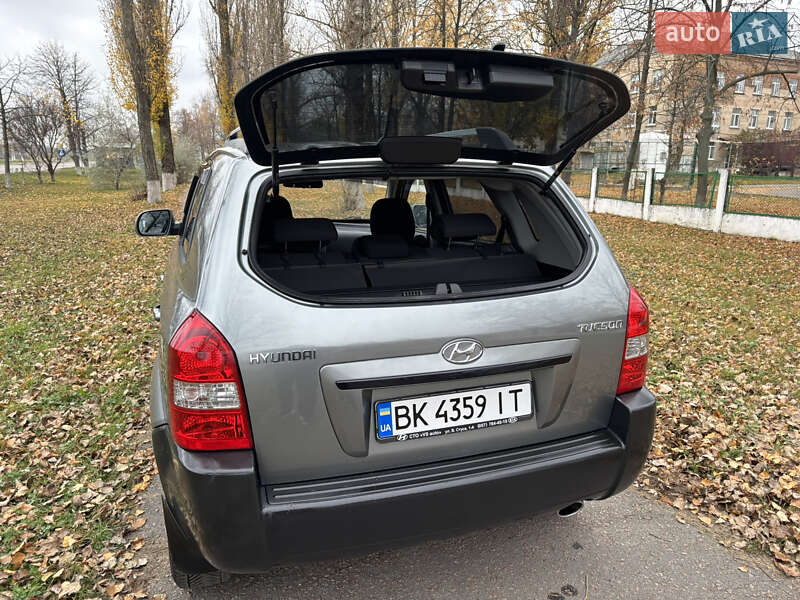 Внедорожник / Кроссовер Hyundai Tucson 2012 в Барышевке фото 32 Внедорожник / Кроссовер Hyundai Tucson 2012 в Барышевке