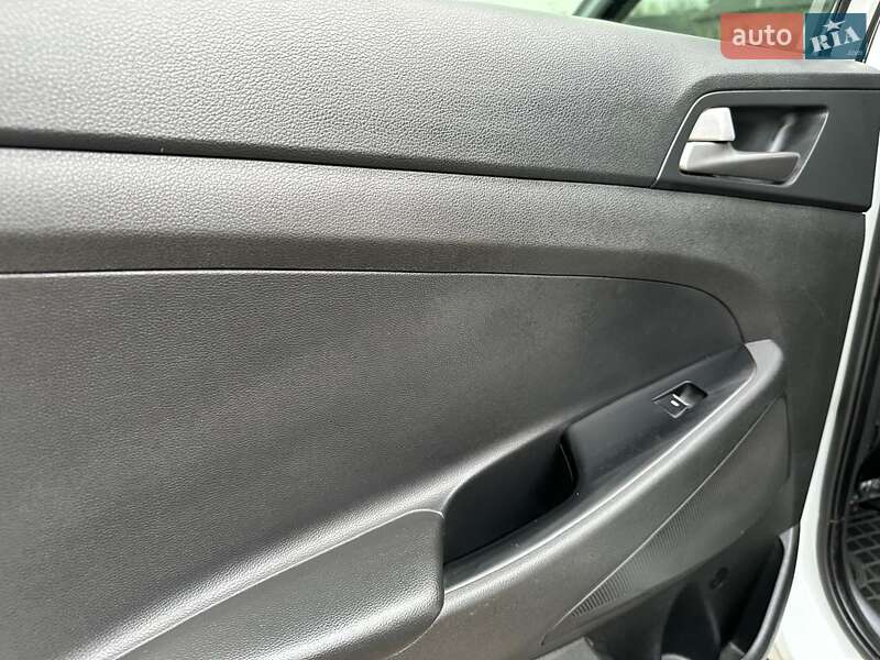 Внедорожник / Кроссовер Hyundai Tucson 2018 в Смеле