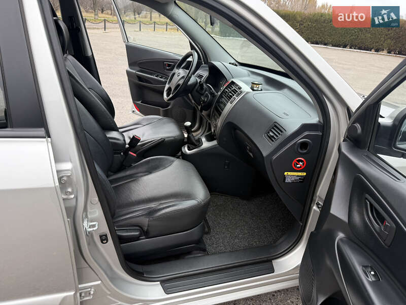 Внедорожник / Кроссовер Hyundai Tucson 2009 в Слобожанском фото 12 Внедорожник / Кроссовер Hyundai Tucson 2009 в Слобожанском