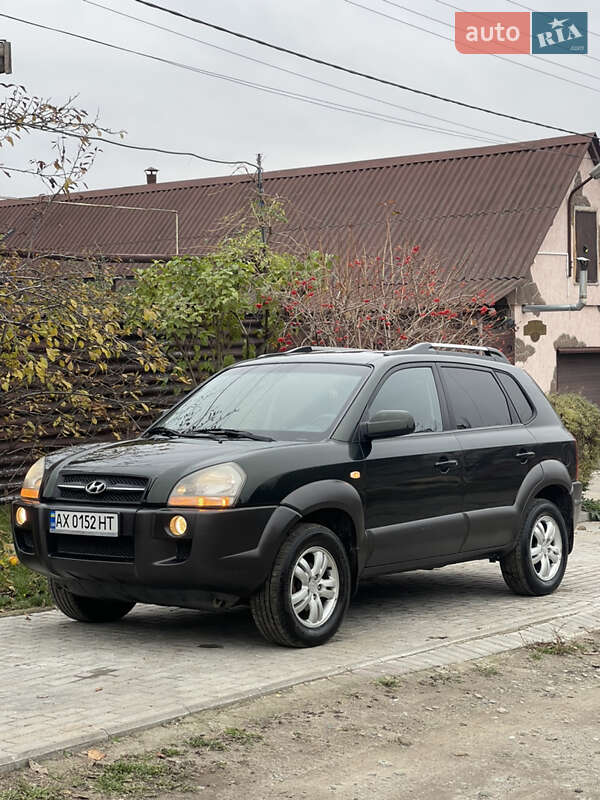 Внедорожник / Кроссовер Hyundai Tucson 2005 в Харькове фото 12 Внедорожник / Кроссовер Hyundai Tucson 2005 в Харькове