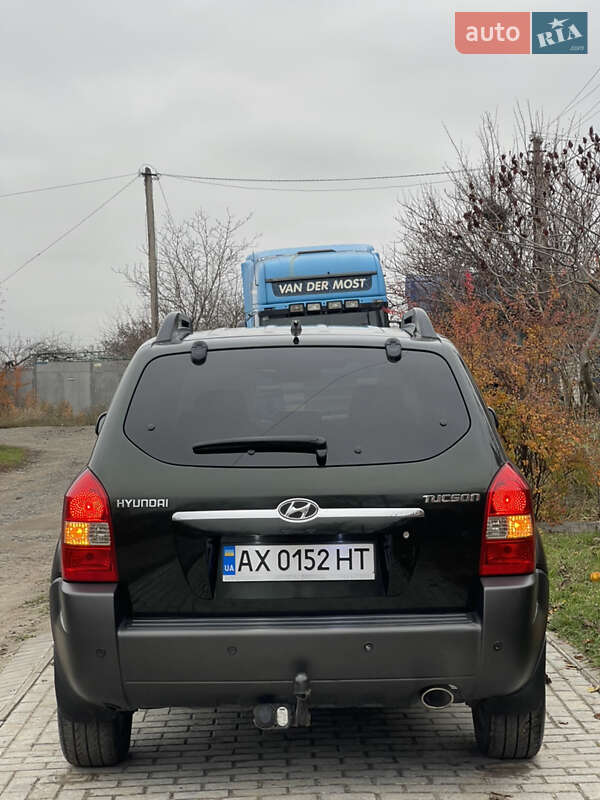 Внедорожник / Кроссовер Hyundai Tucson 2005 в Харькове фото 18 Внедорожник / Кроссовер Hyundai Tucson 2005 в Харькове