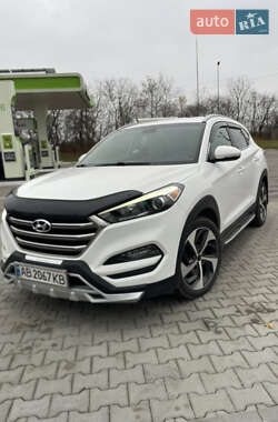Позашляховик / Кросовер Hyundai Tucson 2015 в Погребище