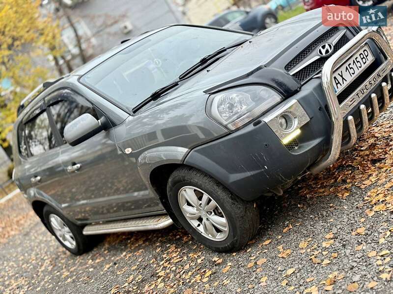 Позашляховик / Кросовер Hyundai Tucson 2011 в Харкові фото 11 Позашляховик / Кросовер Hyundai Tucson 2011 в Харкові
