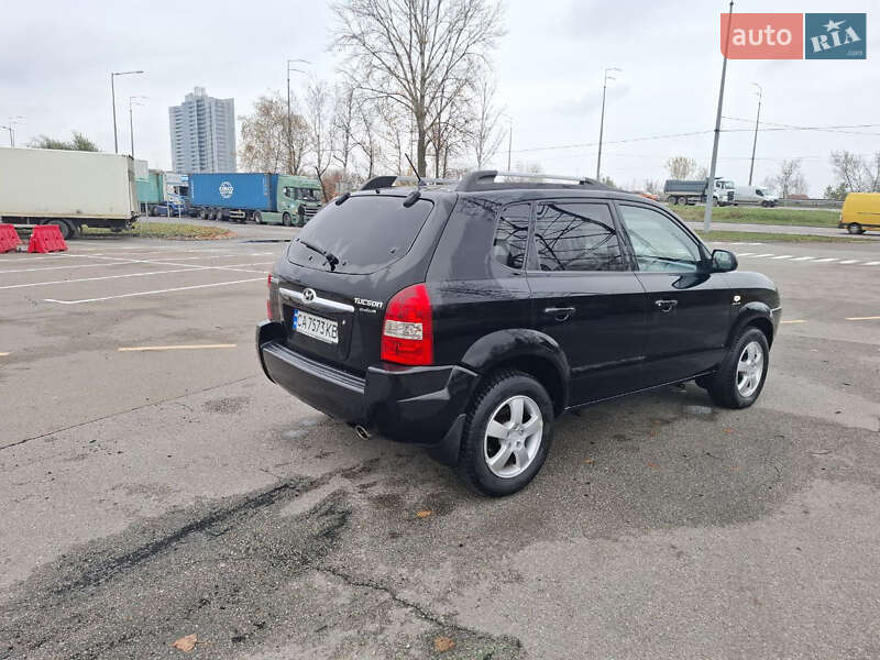 Внедорожник / Кроссовер Hyundai Tucson 2005 в Киеве фото 4 Внедорожник / Кроссовер Hyundai Tucson 2005 в Киеве