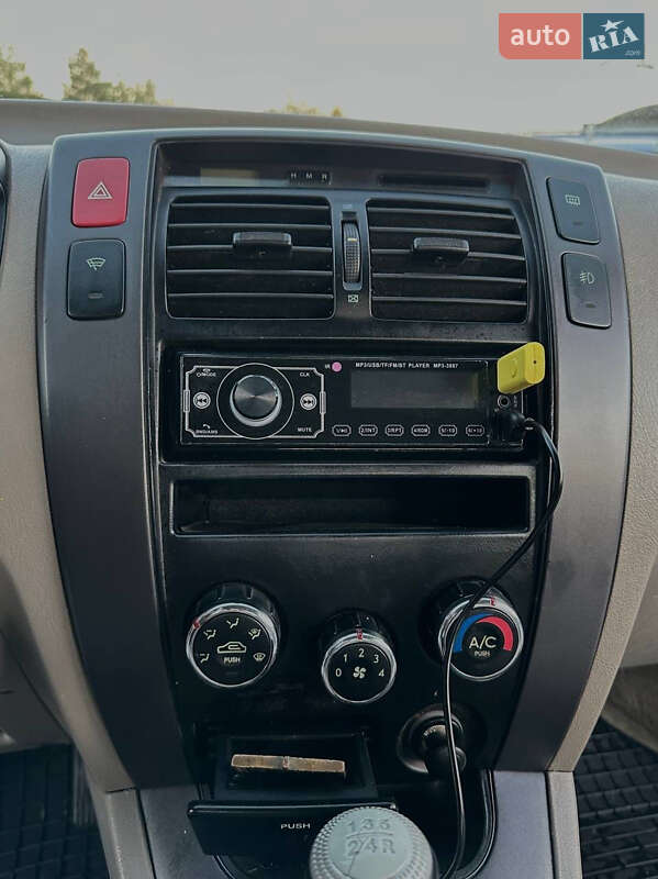 Внедорожник / Кроссовер Hyundai Tucson 2005 в Самборе фото 21 Внедорожник / Кроссовер Hyundai Tucson 2005 в Самборе