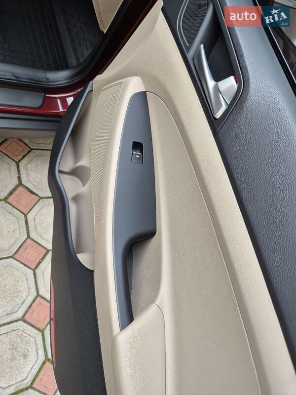 Внедорожник / Кроссовер Hyundai Tucson 2015 в Черноморске