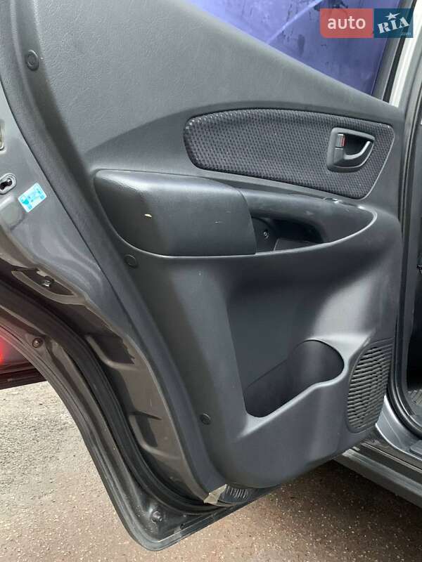 Внедорожник / Кроссовер Hyundai Tucson 2008 в Тарасовке