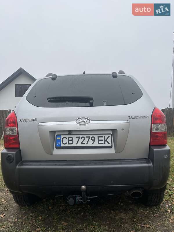 Внедорожник / Кроссовер Hyundai Tucson 2005 в Репках
