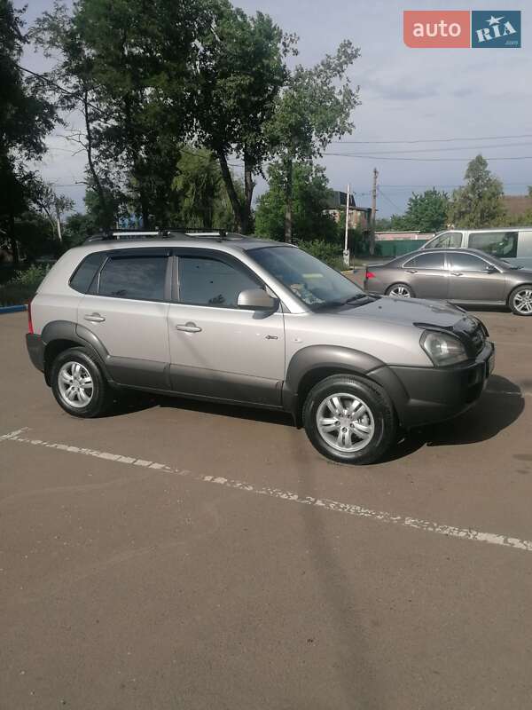 Внедорожник / Кроссовер Hyundai Tucson 2006 в Кривом Роге фото 3 Внедорожник / Кроссовер Hyundai Tucson 2006 в Кривом Роге