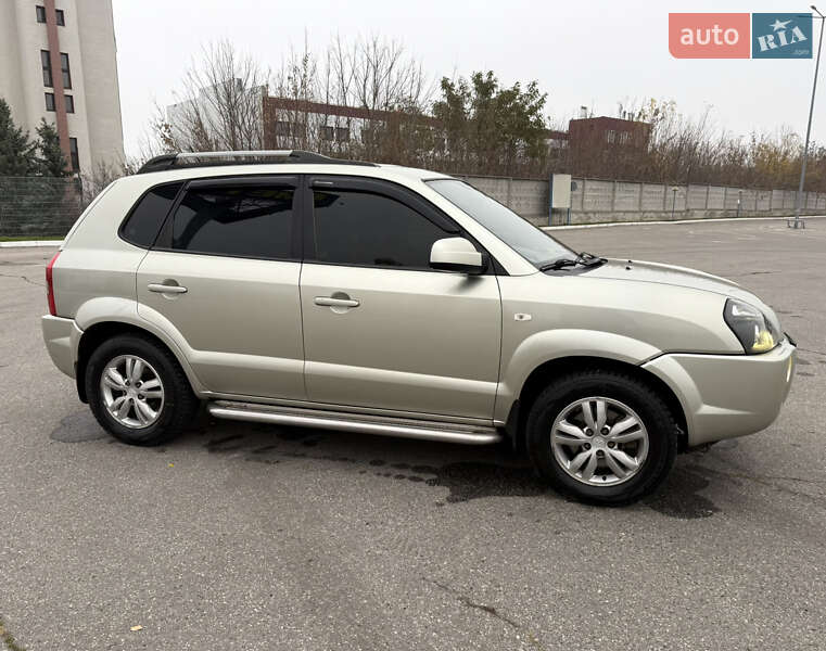 Внедорожник / Кроссовер Hyundai Tucson 2009 в Харькове фото 9 Внедорожник / Кроссовер Hyundai Tucson 2009 в Харькове