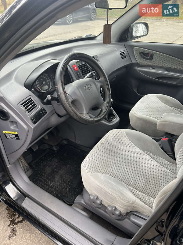 Внедорожник / Кроссовер Hyundai Tucson 2004 в Ровно