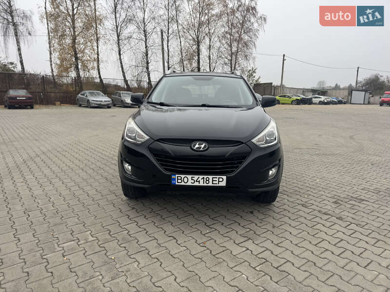 Внедорожник / Кроссовер Hyundai Tucson 2015 в Тернополе