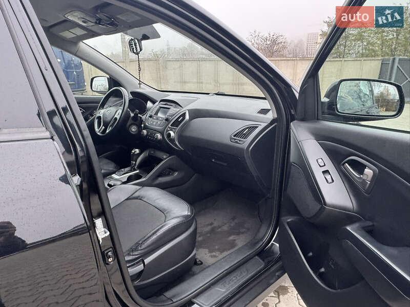 Внедорожник / Кроссовер Hyundai Tucson 2015 в Тернополе