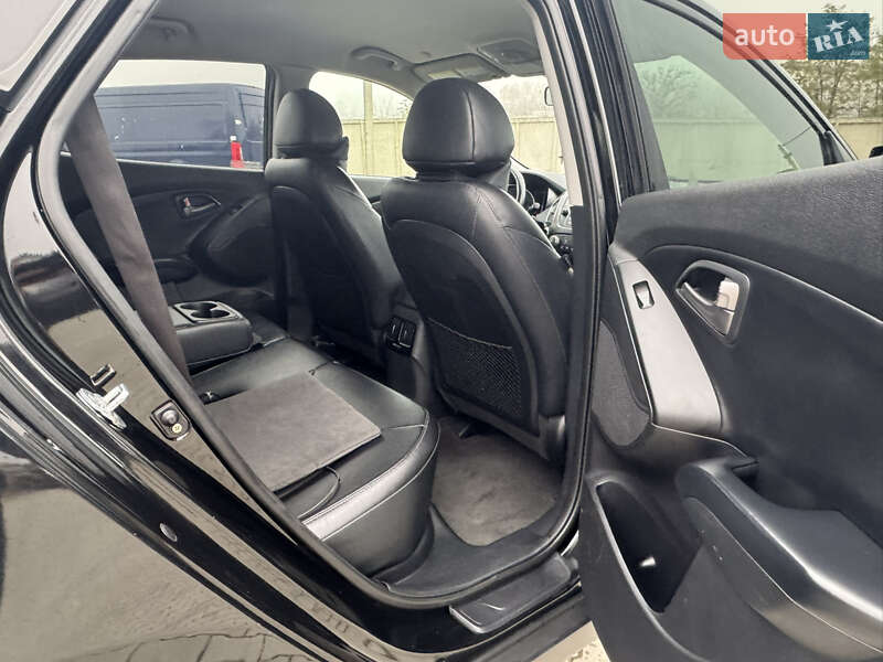 Внедорожник / Кроссовер Hyundai Tucson 2015 в Тернополе