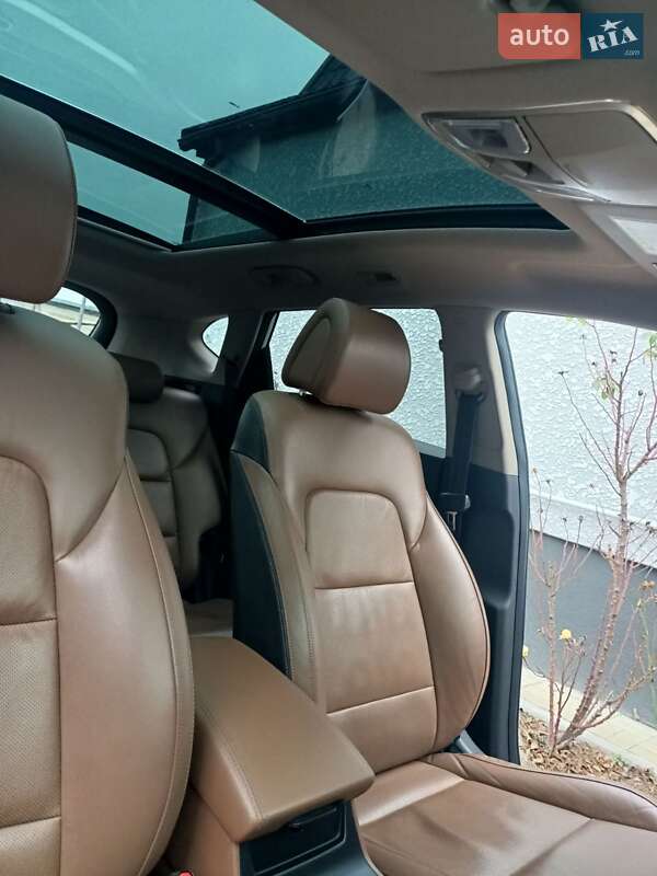 Внедорожник / Кроссовер Hyundai Tucson 2016 в Малине