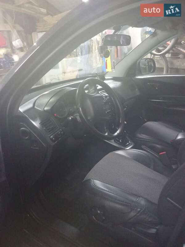 Внедорожник / Кроссовер Hyundai Tucson 2011 в Львове фото 32 Внедорожник / Кроссовер Hyundai Tucson 2011 в Львове