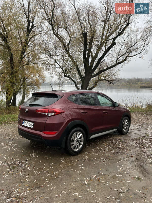 Внедорожник / Кроссовер Hyundai Tucson 2017 в Киеве