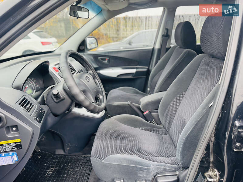 Внедорожник / Кроссовер Hyundai Tucson 2005 в Белой Церкви фото 16 Внедорожник / Кроссовер Hyundai Tucson 2005 в Белой Церкви