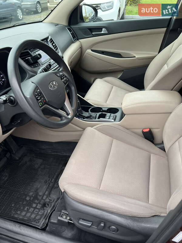 Внедорожник / Кроссовер Hyundai Tucson 2017 в Киеве
