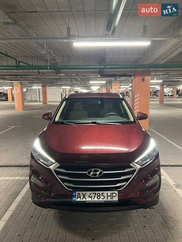 Внедорожник / Кроссовер Hyundai Tucson 2017 в Киеве