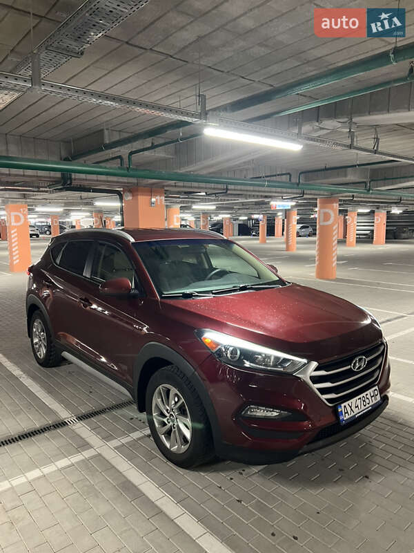 Внедорожник / Кроссовер Hyundai Tucson 2017 в Киеве