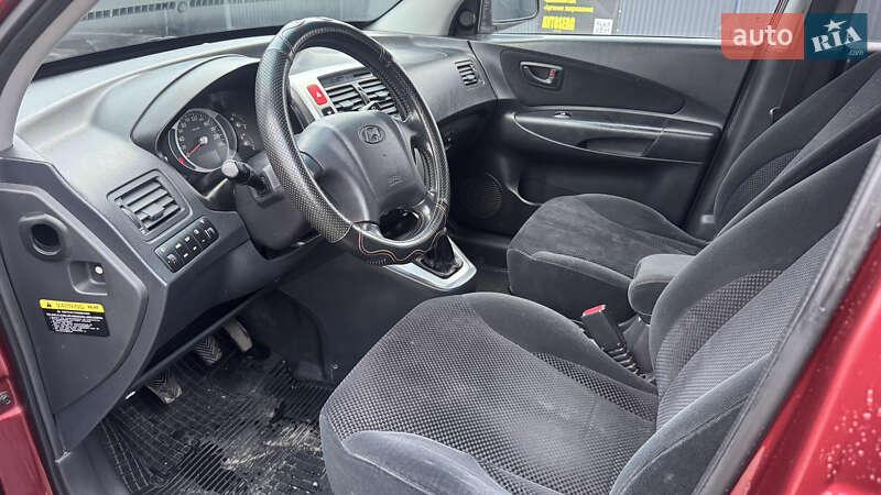 Внедорожник / Кроссовер Hyundai Tucson 2005 в Хмельницком