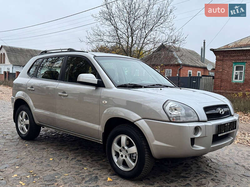 Внедорожник / Кроссовер Hyundai Tucson 2008 в Ахтырке фото 4 Внедорожник / Кроссовер Hyundai Tucson 2008 в Ахтырке