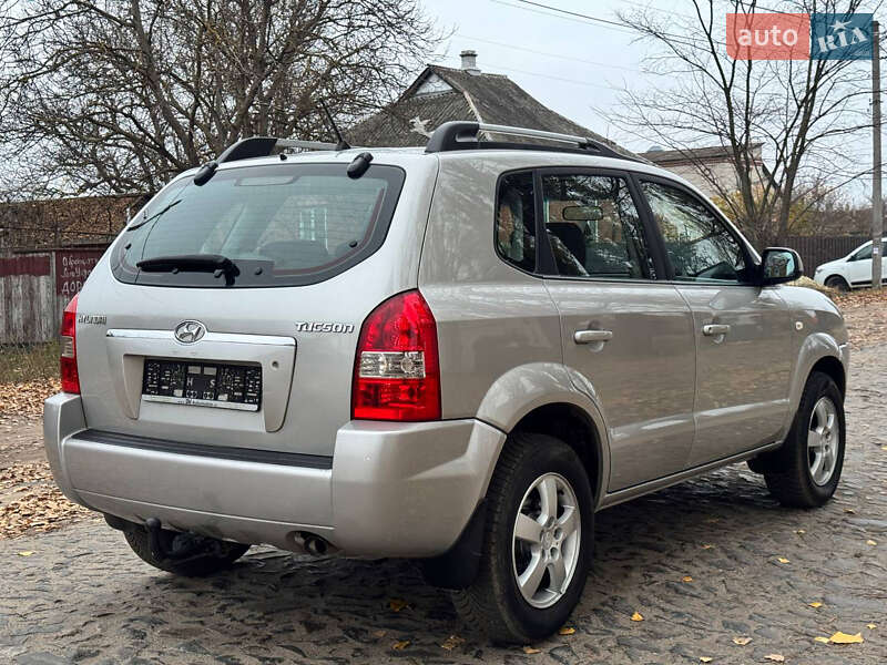 Внедорожник / Кроссовер Hyundai Tucson 2008 в Ахтырке фото 18 Внедорожник / Кроссовер Hyundai Tucson 2008 в Ахтырке