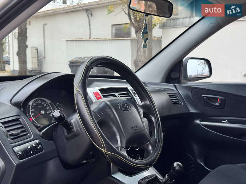 Внедорожник / Кроссовер Hyundai Tucson 2008 в Ахтырке фото 28 Внедорожник / Кроссовер Hyundai Tucson 2008 в Ахтырке