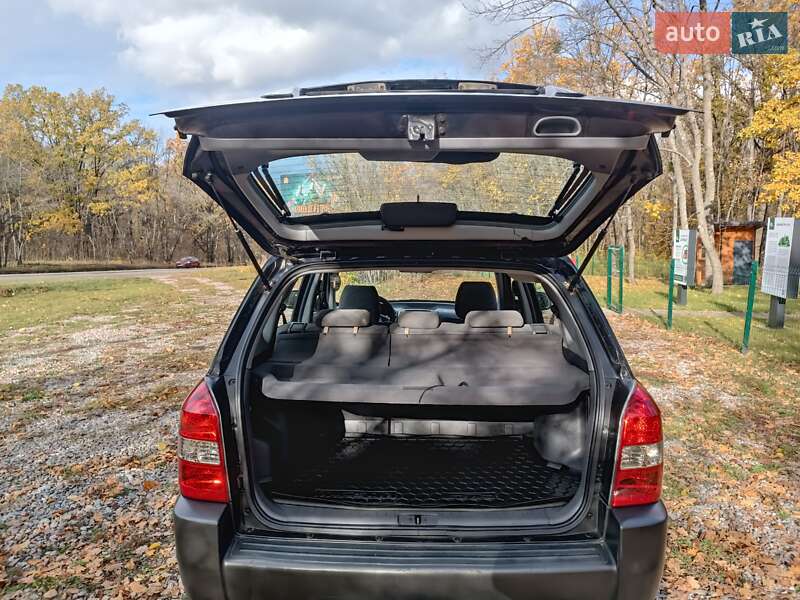 Внедорожник / Кроссовер Hyundai Tucson 2005 в Харькове фото 7 Внедорожник / Кроссовер Hyundai Tucson 2005 в Харькове