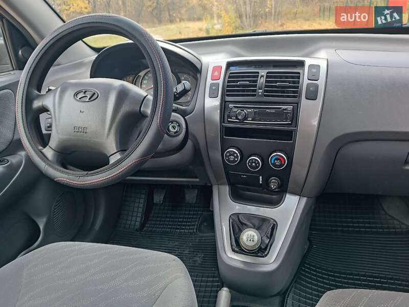 Внедорожник / Кроссовер Hyundai Tucson 2005 в Харькове фото 16 Внедорожник / Кроссовер Hyundai Tucson 2005 в Харькове