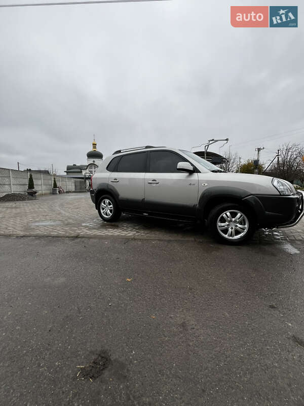 Внедорожник / Кроссовер Hyundai Tucson 2008 в Почаеве