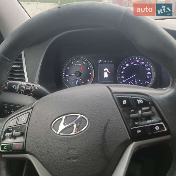 Внедорожник / Кроссовер Hyundai Tucson 2017 в Киеве фото 35 Внедорожник / Кроссовер Hyundai Tucson 2017 в Киеве