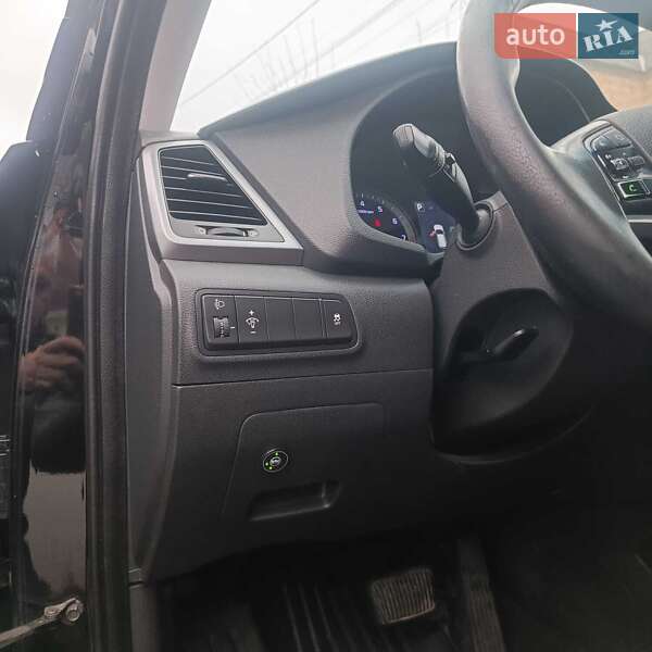 Внедорожник / Кроссовер Hyundai Tucson 2017 в Киеве фото 37 Внедорожник / Кроссовер Hyundai Tucson 2017 в Киеве