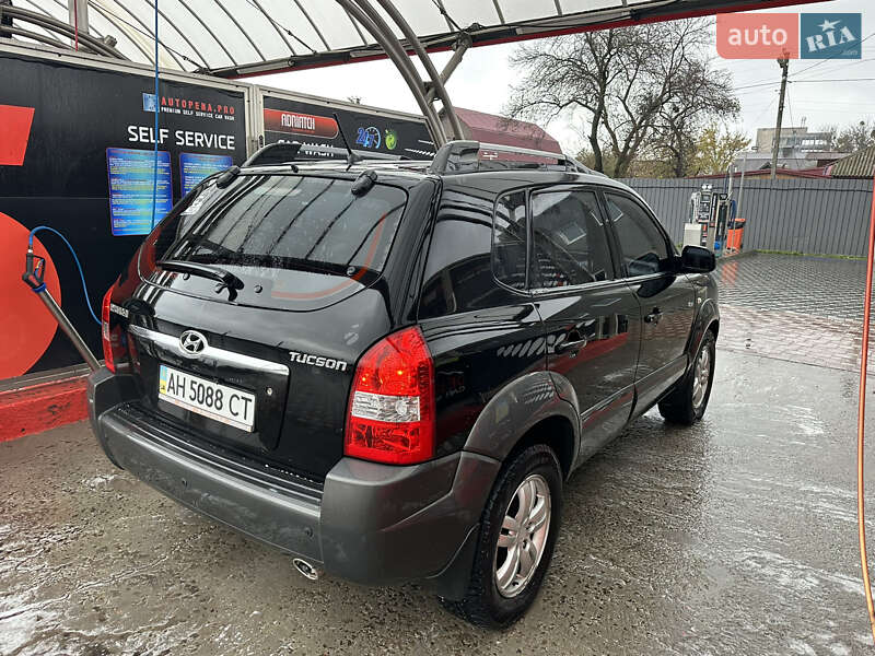 Внедорожник / Кроссовер Hyundai Tucson 2008 в Полтаве фото 7 Внедорожник / Кроссовер Hyundai Tucson 2008 в Полтаве