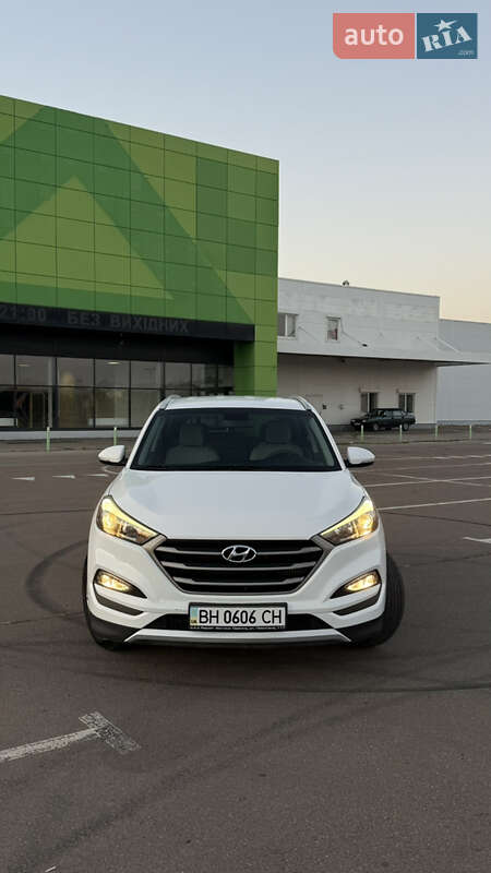 Внедорожник / Кроссовер Hyundai Tucson 2016 в Одессе