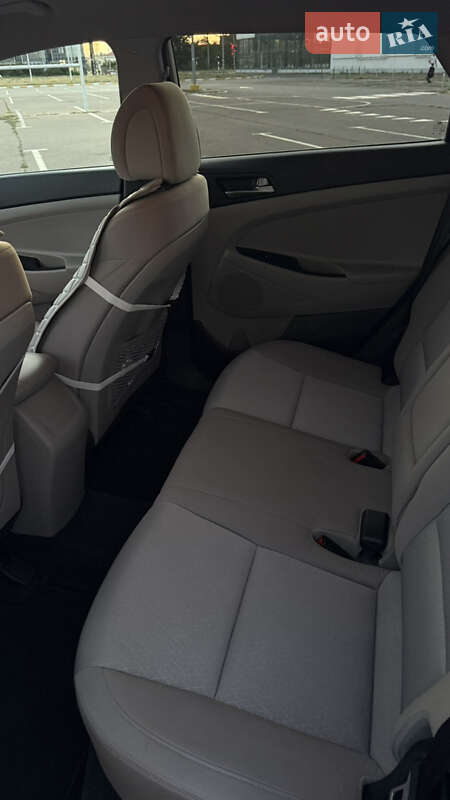 Внедорожник / Кроссовер Hyundai Tucson 2016 в Одессе