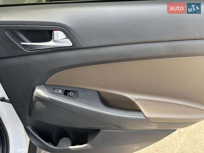 Позашляховик / Кросовер Hyundai Tucson 2019 в Києві фото 13 Позашляховик / Кросовер Hyundai Tucson 2019 в Києві