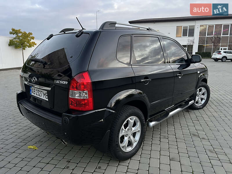Внедорожник / Кроссовер Hyundai Tucson 2009 в Гайсине фото 4 Внедорожник / Кроссовер Hyundai Tucson 2009 в Гайсине