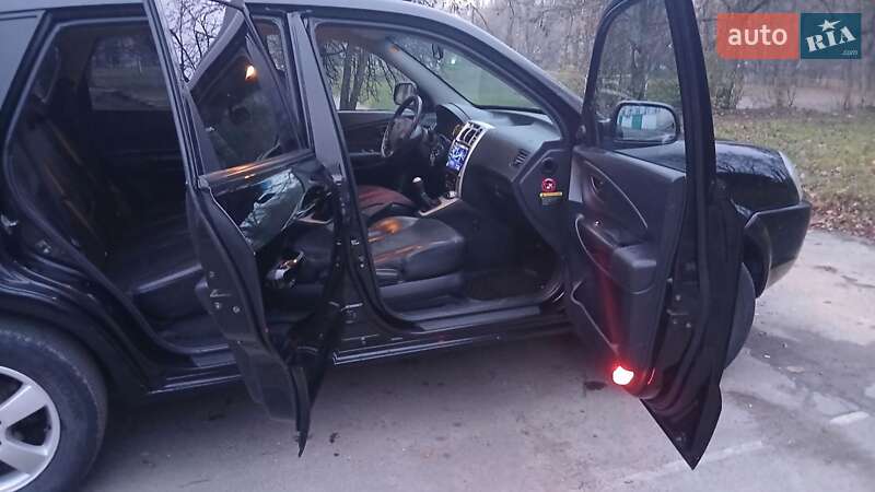 Внедорожник / Кроссовер Hyundai Tucson 2006 в Тернополе фото 19 Внедорожник / Кроссовер Hyundai Tucson 2006 в Тернополе