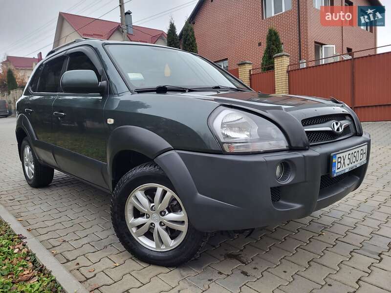 Позашляховик / Кросовер Hyundai Tucson 2012 в Хмельницькому фото 5 Позашляховик / Кросовер Hyundai Tucson 2012 в Хмельницькому