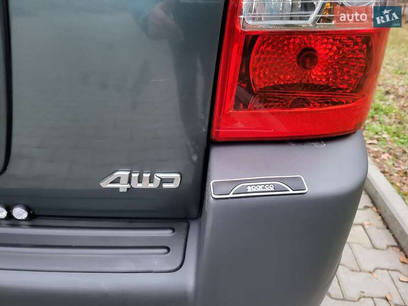 Позашляховик / Кросовер Hyundai Tucson 2012 в Хмельницькому фото 15 Позашляховик / Кросовер Hyundai Tucson 2012 в Хмельницькому