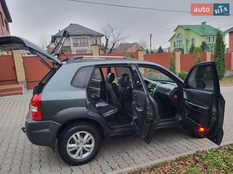Позашляховик / Кросовер Hyundai Tucson 2012 в Хмельницькому фото 68 Позашляховик / Кросовер Hyundai Tucson 2012 в Хмельницькому
