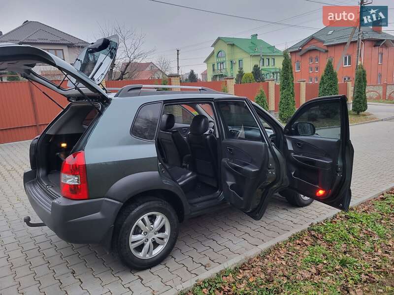 Позашляховик / Кросовер Hyundai Tucson 2012 в Хмельницькому фото 76 Позашляховик / Кросовер Hyundai Tucson 2012 в Хмельницькому